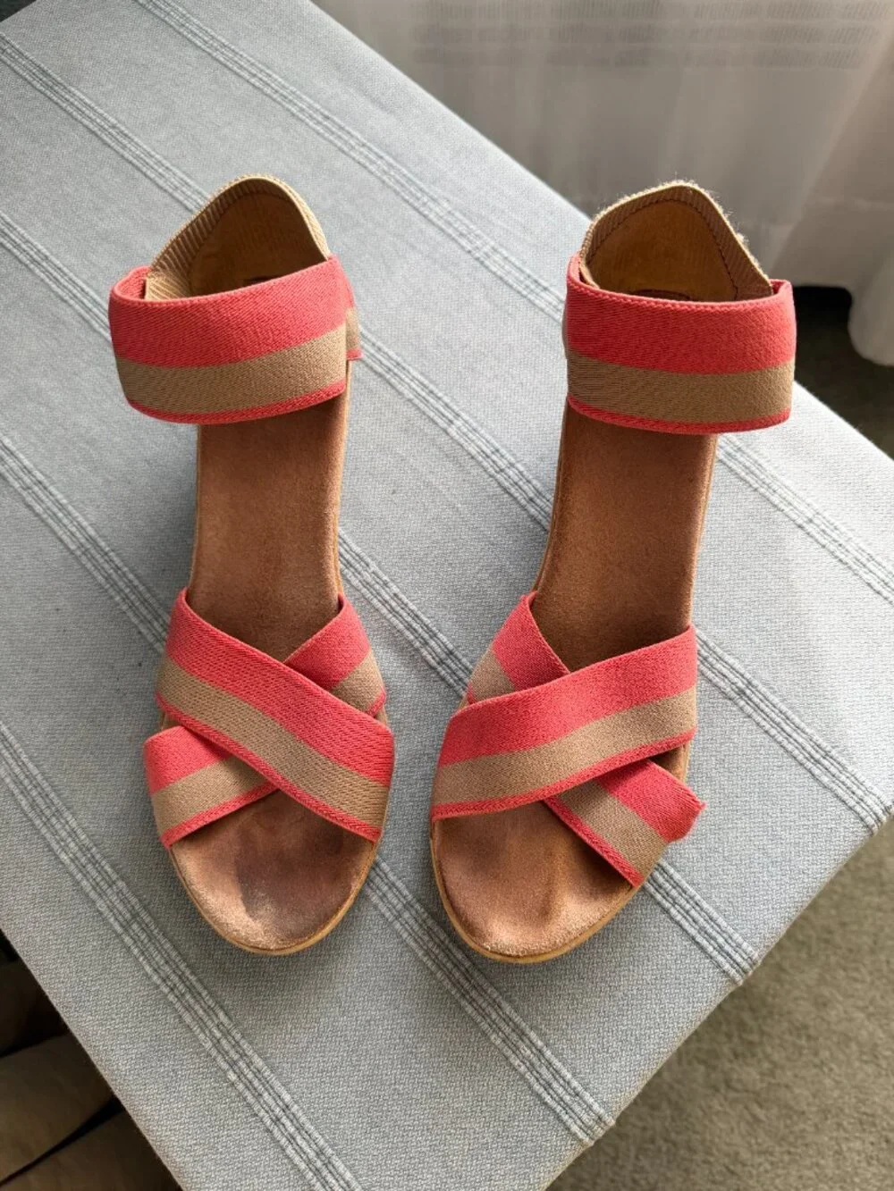 CHARLESTON SHOE CO Pink and beige wedged, strappy sandals